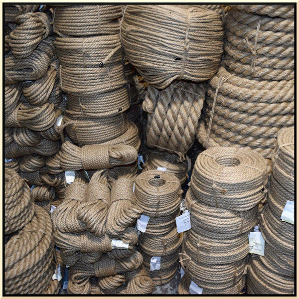 2m Durable Jute Hessian Rope - Braided & Twisted for Crafts and DIY